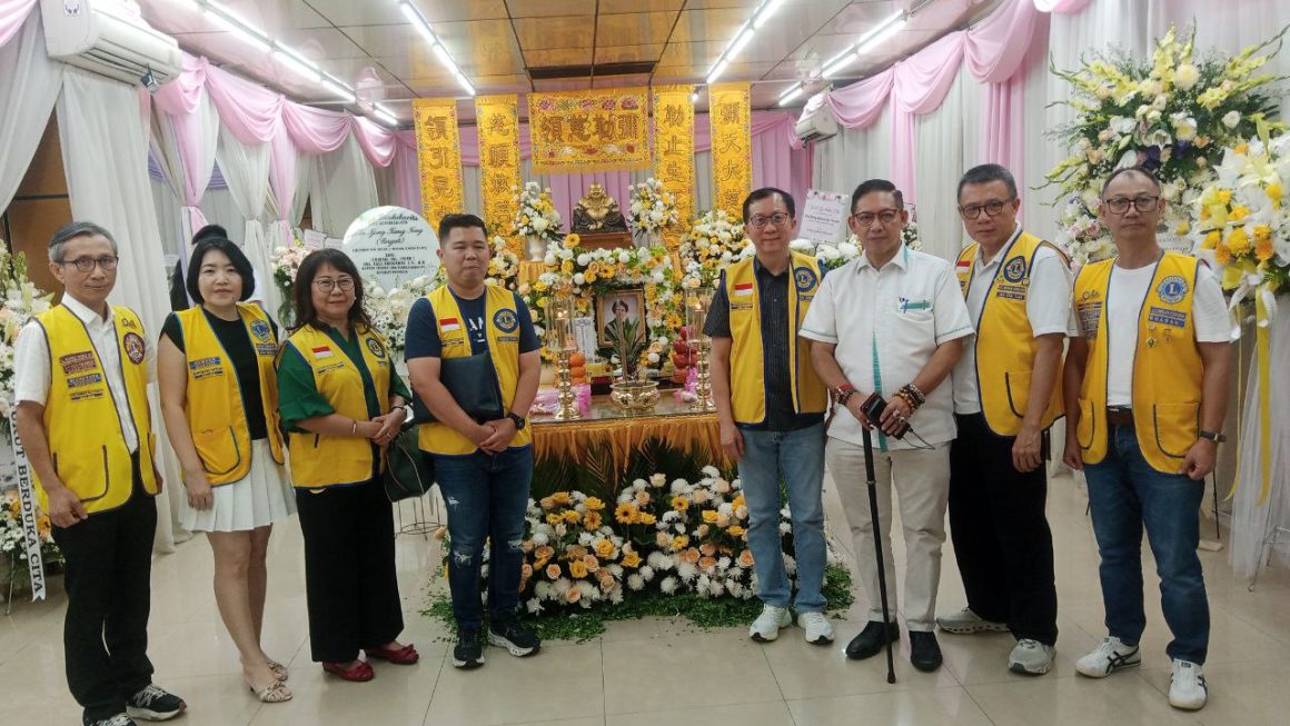 Ketua DPRD Medan Ucapkan Terima Kasih atas Kehadiran Lions Clubs International di Rumah Duka