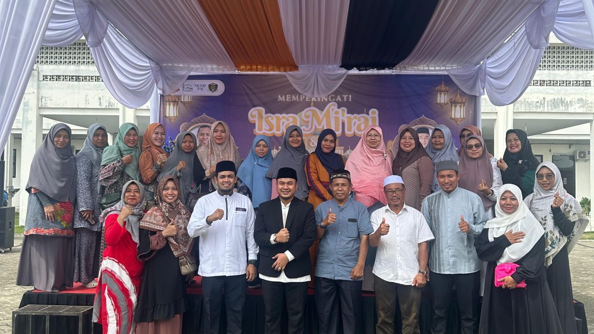 Peringatan Isra Mi’raj 1446 H di SMA Negeri 2 Medan, Siswa Diharapkan Lebih Menjaga Akhlak dan Sholat Lima Waktu