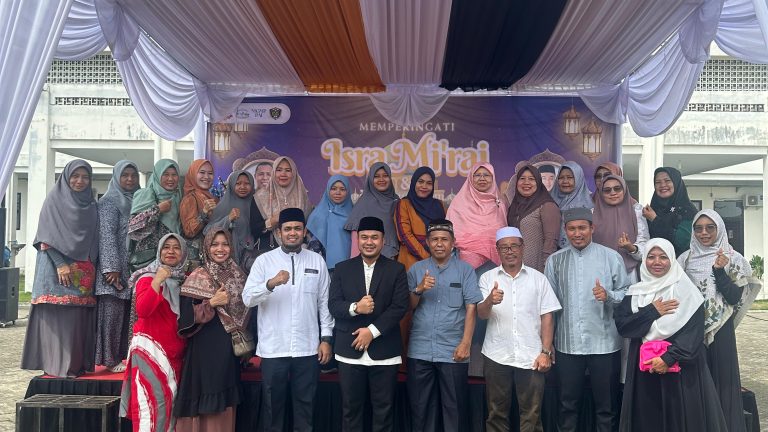 Peringatan Isra Mi’raj 1446 H di SMA Negeri 2 Medan, Siswa Diharapkan Lebih Menjaga Akhlak dan Sholat Lima Waktu