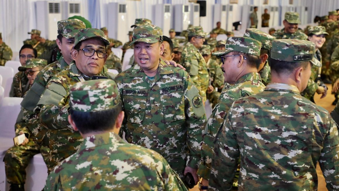 Menteri ATR/BPN Nusron Wahid Soroti Reforma Agraria dan Percepatan RDTR dalam Pembekalan Kepala Daerah di Magelang