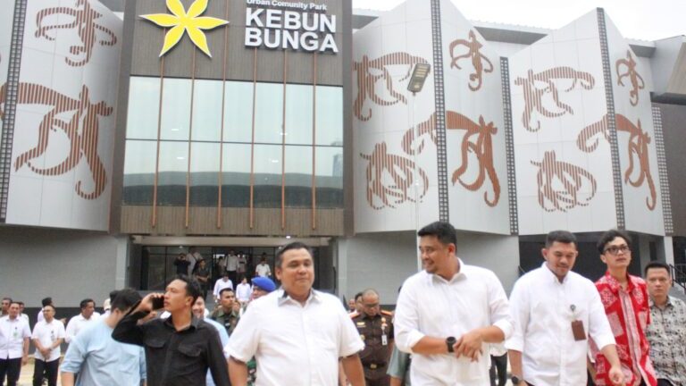 Stadion Mini Kebun Bunga Dibuka Walikota dengan Berbagai Fasilitas Olahraga