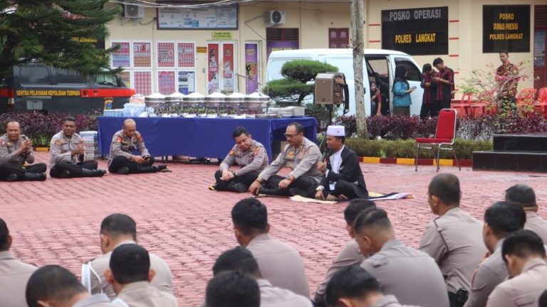 Sambut Bulan Ramadhan 1446 H, Polres Langkat Gelar Tradisi Punggahan