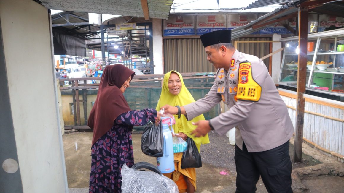 Polres Madina di Ramadan 1446 H: Baksos, Salat Tarawih dan Tadarus Bersama Masyarakat