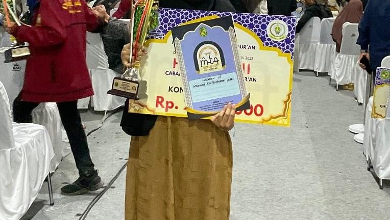 MAN 1 Medan Berhasil Raih Kemenangan pada Pagelaran MTQ Nasional Kota Medan Ke-58 Tahun 2025 di Kecamatan Medan Deli.