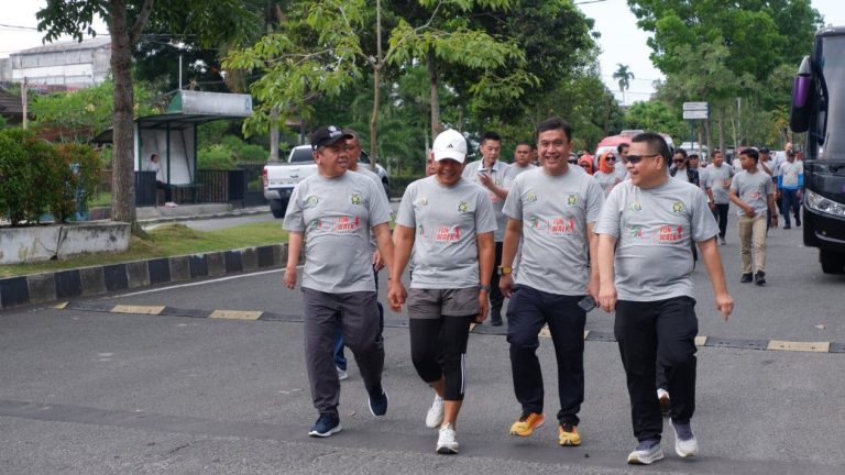 Dies Natalis FH USU Ke-71 : Fun Walk Dirangkai Syukuran FIBAA International Acreditation