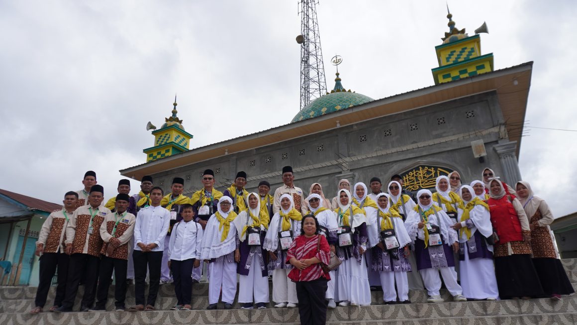 21 Jemaah Calhaj Dairi Tunaikan Ibadah Haji