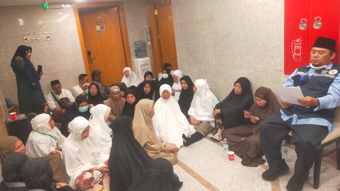 360 Jemaah Haji Kloter 09 KNO Akan Diberangkatkan Menuju Mekah