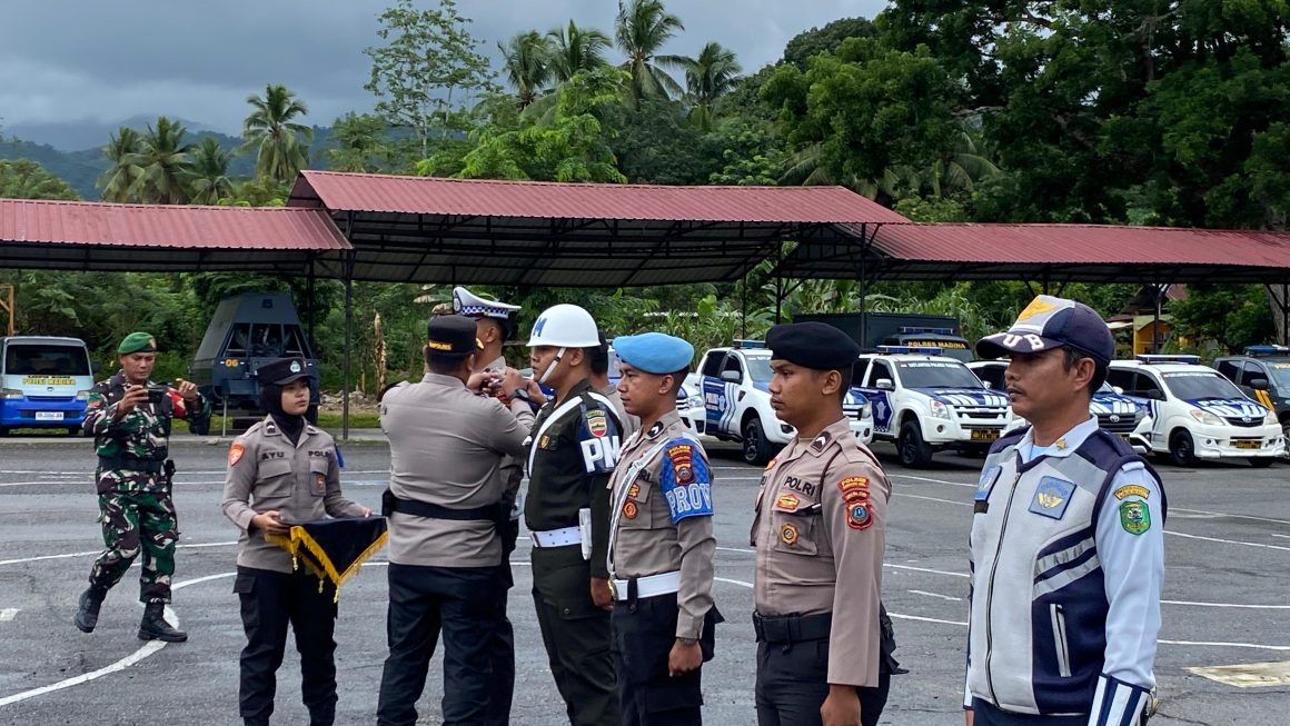 Kapolres Madina Irup Apel Gelar Pasukan Ops Patuh Toba 2025