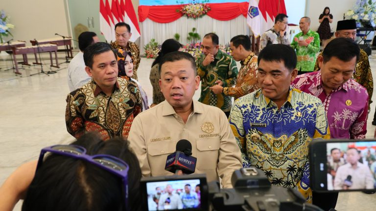 Menteri ATR/BPN Saksikan Penandatanganan MoU Sertipikasi Tanah Lembaga Keagamaan di Sulut