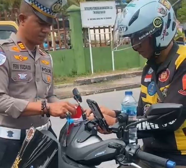Ditlantas Polda Sumbar Hadirkan Polisi Humanis: Edukasi, Empati, dan Aksi Nyata di Jalan dan Kampus