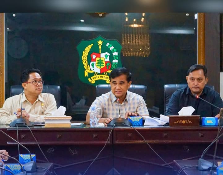 Rapat Pembahasan Laporan OPD Kecamatan Pada Gerakan Bersih Drainase Dalam Rangka Antisipasi Wabah dan Banjir