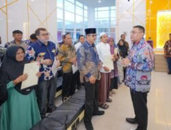 Berikan Pengarahan di Kantah Kota Samarinda, Wamen Ossy: ATR/BPN Harus Jadi Solusi Atas Pembangunan di Kalimantan Timur