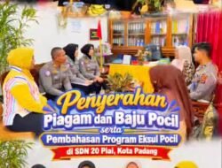 Penyerahan Piagam dan Baju Pocil, Ditlantas Polda Sumbar Kukuhkan Tim Polisi Cilik di SDN 20 Piai Padang